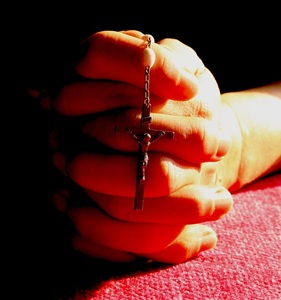 Praying Hands With Rosary_300
